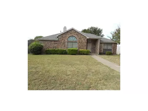 134 Wildwood Dr, Desoto, TX 75115