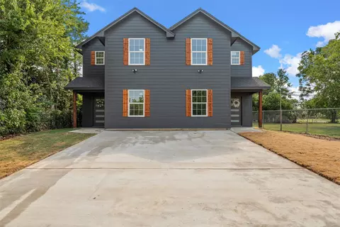 1716 N 13th St, Waco, TX 76707