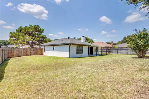 Exterior - 6477 Fairview Dr, Watauga, TX 76148 photo 4 of 4