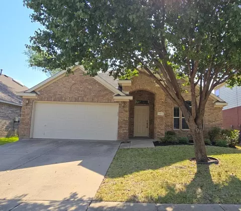 9912 Shelburne Rd, Fort Worth, TX 76244