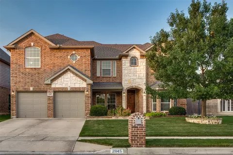 2845 Stackhouse St, Fort Worth, TX 76244
