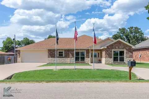 806 Tanglewood Dr, Clyde, TX 79510