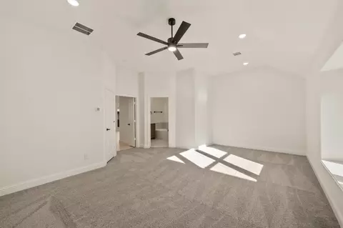 Bedroom - 2004 Hickory Chase Ln, Anna, TX 75409 photo 2 of 7