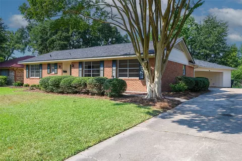 6202 Kathy Ln, Shreveport, LA 71105