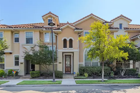 6912 Oeste Dr, Irving, TX 75039