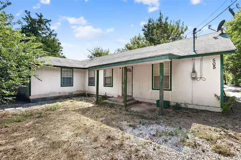 505 SW 4th St, Grand Prairie, TX 75051