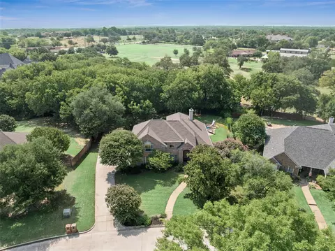 305 Canyon Lake Dr, Southlake, TX 76092