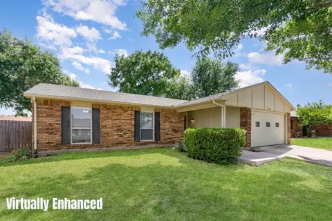 5528 King Dr, The Colony, TX 75056