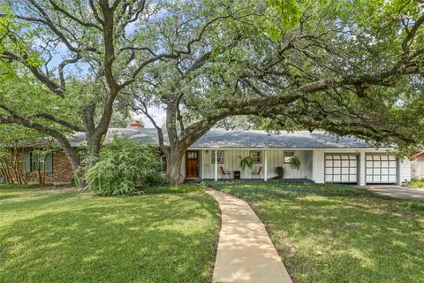 2015 W Lotus Ave, Fort Worth, TX 76111