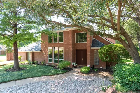 3801 Hillside Trl, Grapevine, TX 76051