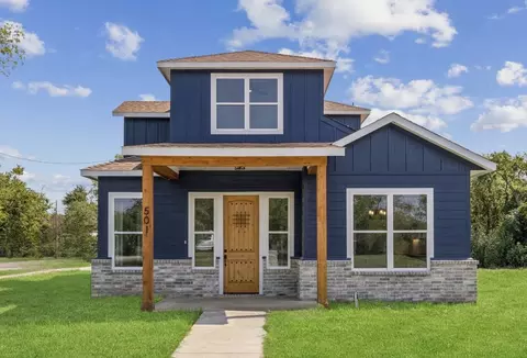 501 Stallings St, Terrell, TX 75160