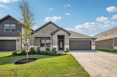 3403 Pat Mayse Dr, Farmersville, TX 75442