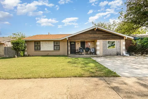 3462 Pebbleshores Dr, Dallas, TX 75241