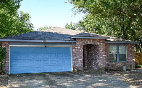 1200 Rambling Brook Trl, Denton, TX 76210