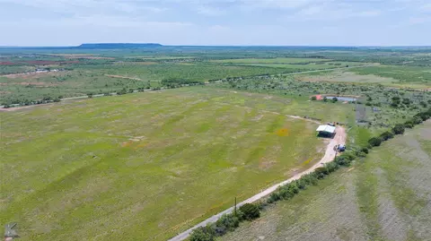 1386 Cr 175, Ovalo, TX 79541
