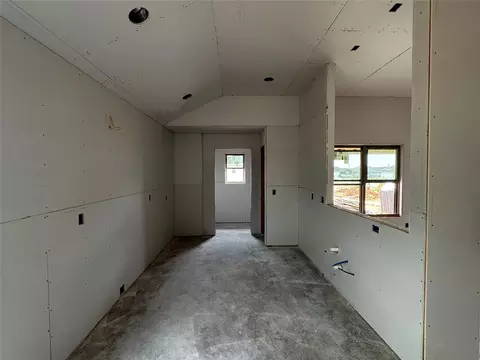 Entry Way - 283 Showdown Rd, Abilene, TX 79602 photo 2 of 3
