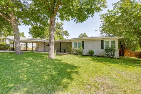 6836 Fortune Rd, Fort Worth, TX 76116