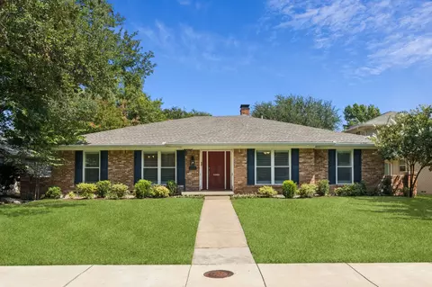9315 Loma Vista Dr, Dallas, TX 75243