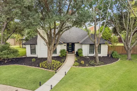 1610 Saxony Pl, Carrollton, TX 75007
