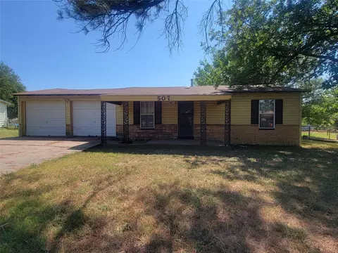 507 Pine St, Graham, TX 76450