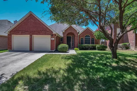 3816 Gladney Ln, Fort Worth, TX 76244