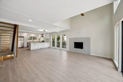 6808 Eastridge Dr #D1, Dallas, TX 75231
