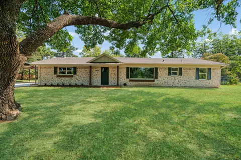 3815 Jefferson Rd, Paris, TX 75462