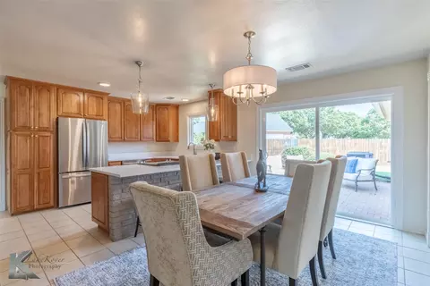 Dining - 12 Mission Hls, Abilene, TX 79606 photo 1 of 2