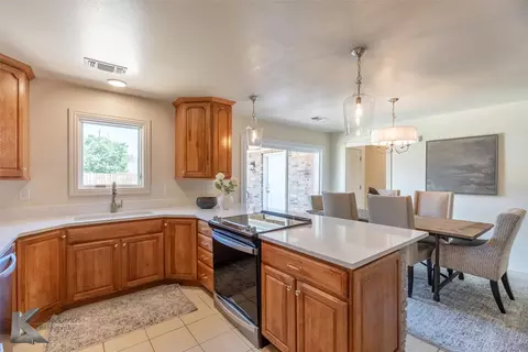 Kitchen - 12 Mission Hls, Abilene, TX 79606 photo 2 of 2