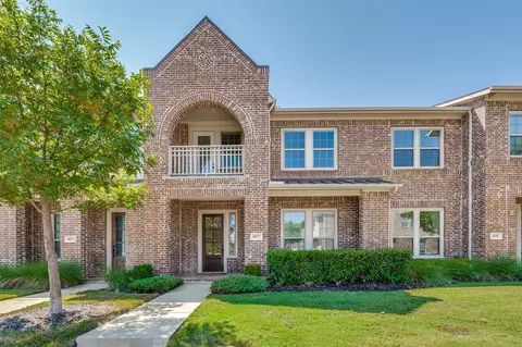 4877 Paddock Trl, Carrollton, TX 75010