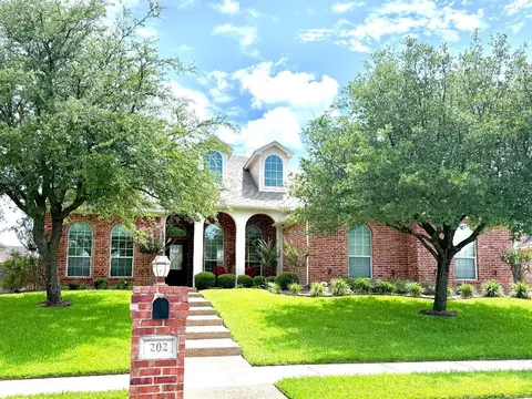 202 Edinburgh Ln, Waco, TX 76712