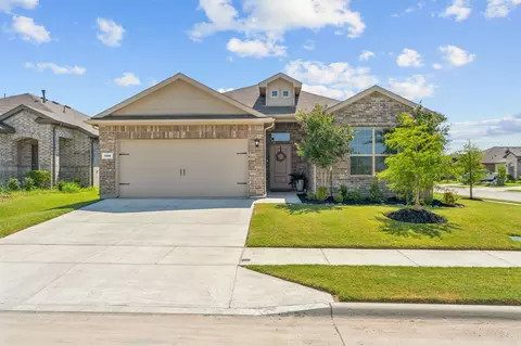 400 Prairie Clover Trl, Fort Worth, TX 76131