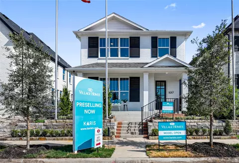 1017 Karis Blvd, Crowley, TX 76036