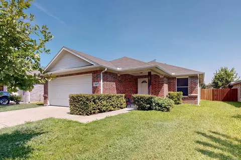 8627 Cedar Post Ct, Dallas, TX 75227