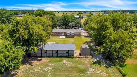 240 Lanier Rd, Combine, TX 75159