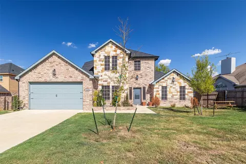 126 Egret Cir, East Tawakoni, TX 75472