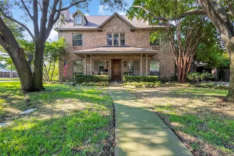 2644 Dixiana Dr, Farmers Branch, TX 75234