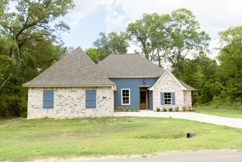 1025 Voss Rd, Stonewall, LA 71078