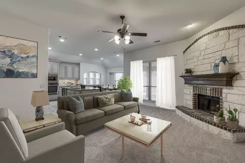 513 Harvest Trl, Midlothian, TX 76065