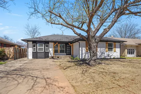 2625 Maverick Ave, Dallas, TX 75228
