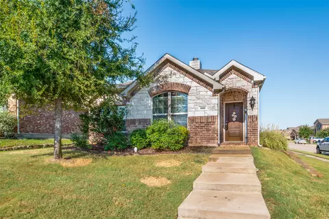 500 Pawnee St, Aubrey, TX 76227