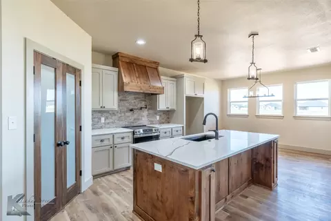 Kitchen - 6414 Windmill Grass Ln, Abilene, TX 79606 photo 1 of 6