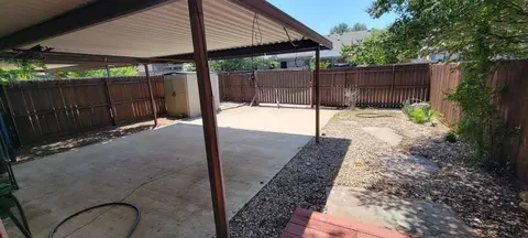 Exterior - 719 Normandy Dr, Euless, TX 76039 photo 3 of 6