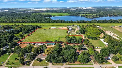 3557 Middlefield Rd #2, Dallas, TX 75253
