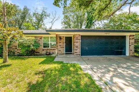 870 N Charlotte Ave, Stephenville, TX 76401