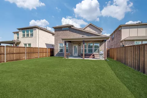 2769 Henson Ln, Garland, TX 75040