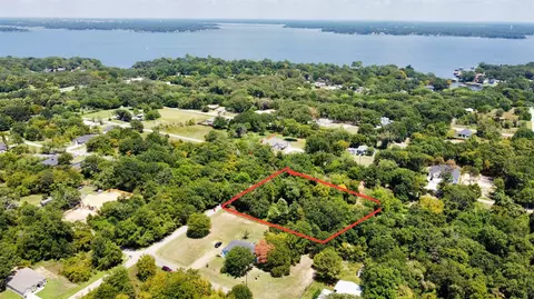 1160 Pearl Harbor St, Tool, TX 75143