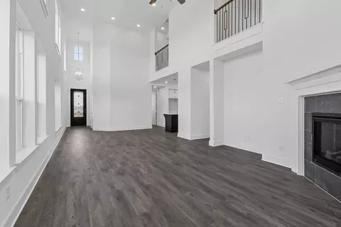 1032 Hackberry Emperor St, Crowley, TX 76036
