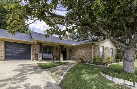 1204 Kay Dr, Weatherford, TX 76086