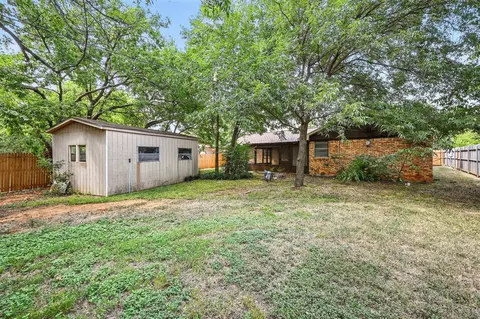 Exterior - 313 Vine St, Euless, TX 76040 photo 5 of 5